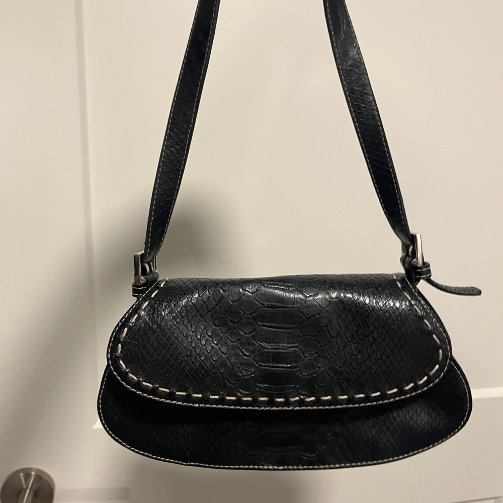 Liz Claiborne Black Textured Shoulder Bag